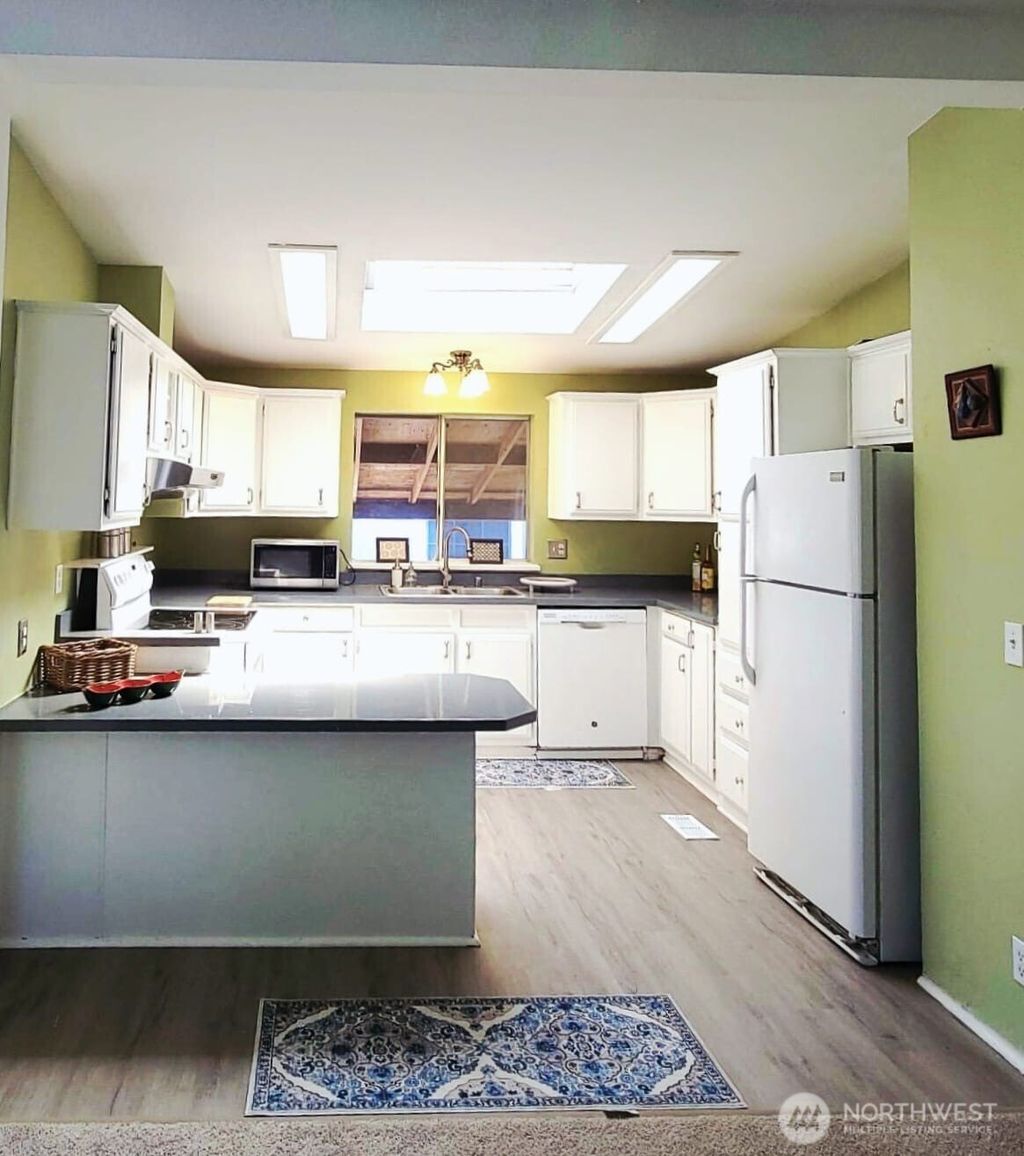 Photo of 2101 S 324th Street #177, Federal Way, WA 98003 (MLS # 2550042)
