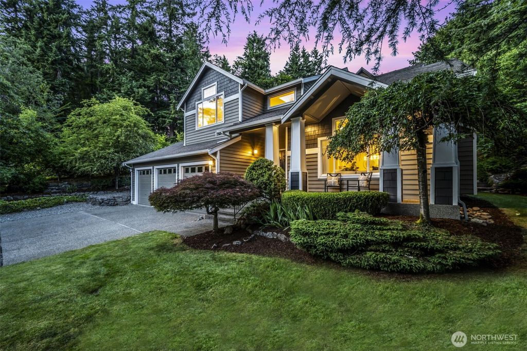 Photo of 18404 148th Avenue NE, Woodinville, WA 98072 (MLS # 2394828)