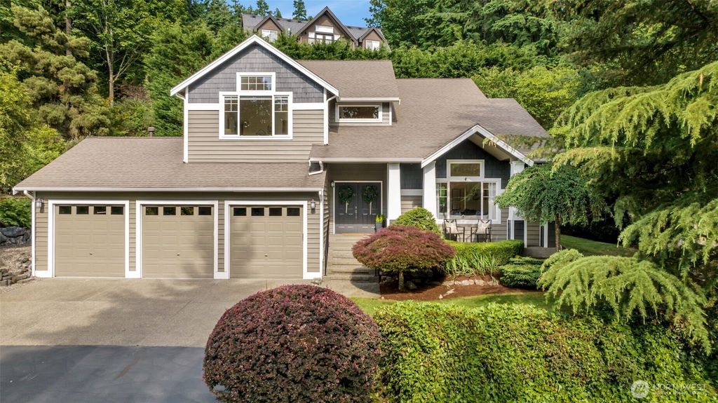 Photo of 18404 148th Avenue NE, Woodinville, WA 98072 (MLS # 2394828)