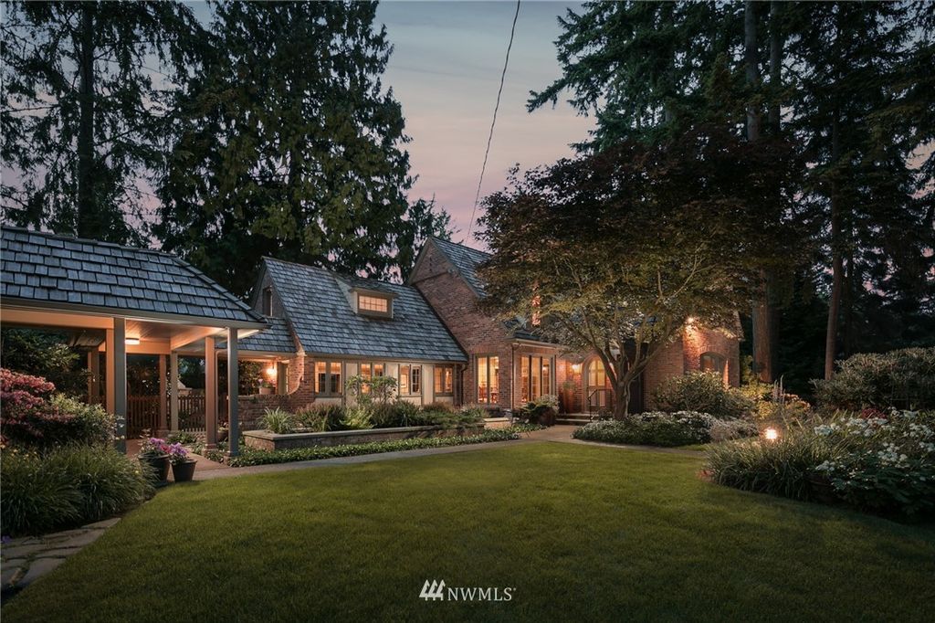 listing image 9363345280835