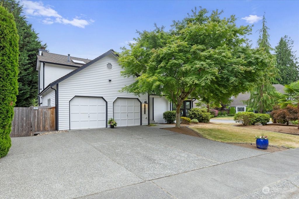 Photo of 16009 26th Drive SE, Mill Creek, WA 98012 (MLS # 2277663)