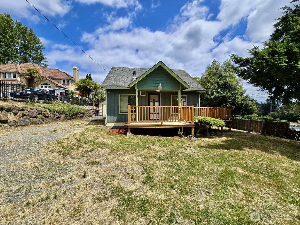 Photo of 6148 S Langston Road, Seattle, WA 98178 (MLS # 2395271)