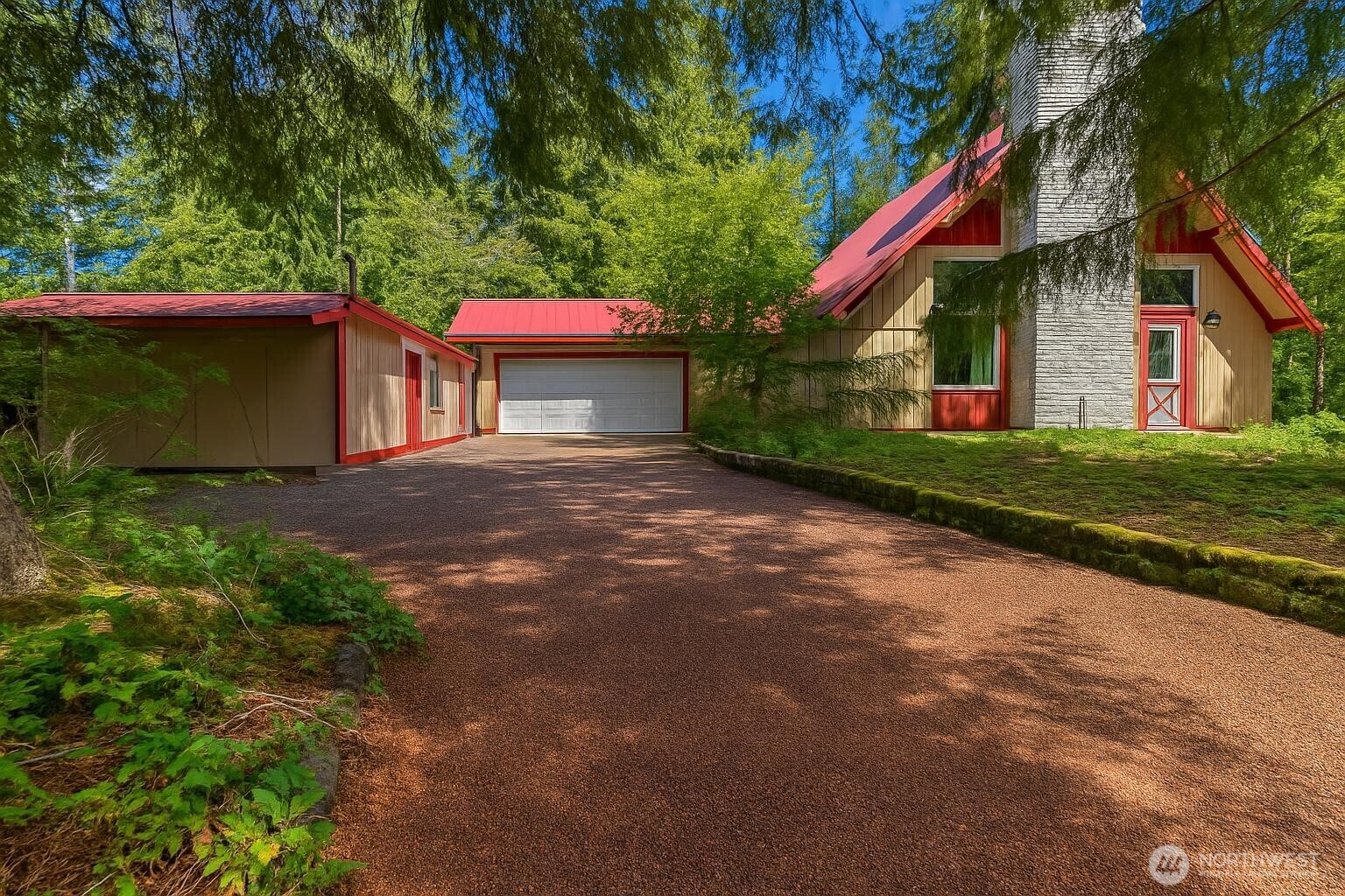 109 Mountain View - 2 Drive S
