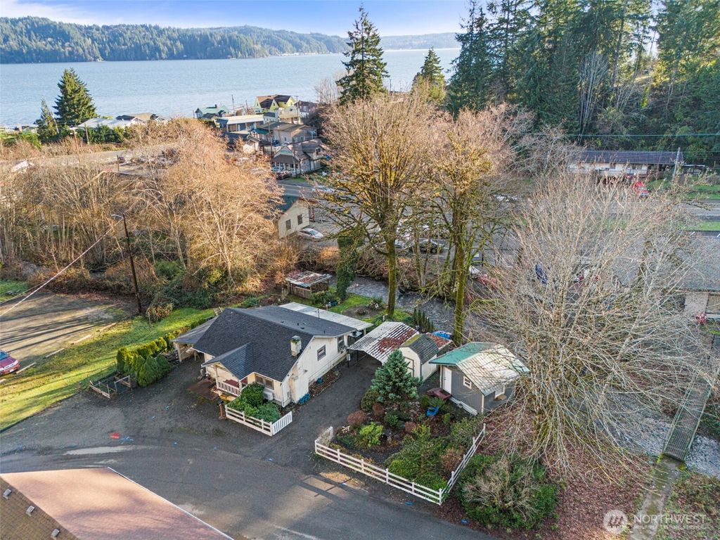 Photo of 121 N Finch Creek Road, Hoodsport, WA 98548 (MLS # 2470169)