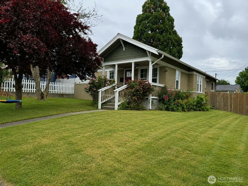 Photo of 505 S 55th Street, Tacoma, WA 98408 (MLS # 2564542)