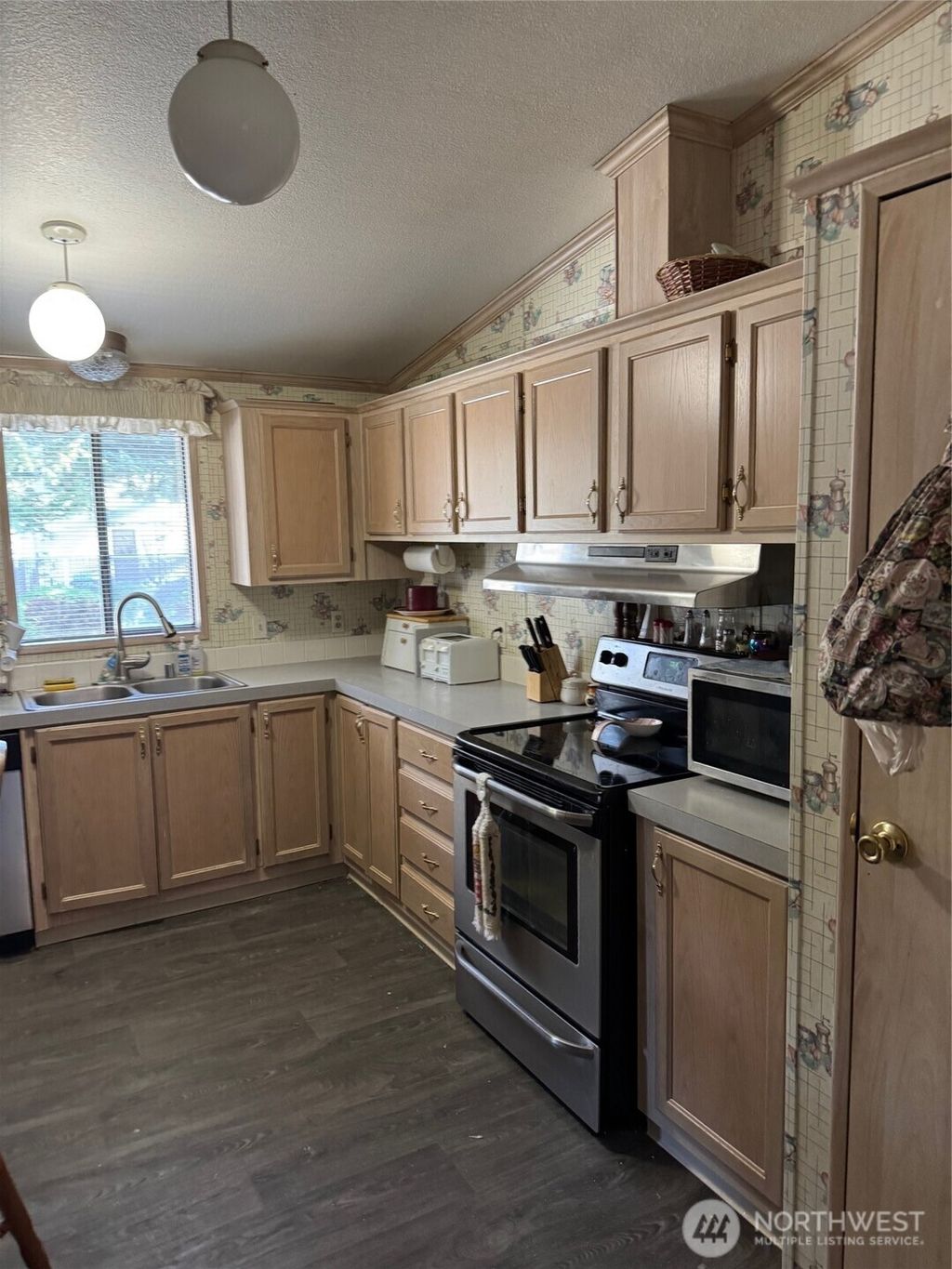 Photo of 2611 S 288th Street #74, Federal Way, WA 98003 (MLS # 2471138)