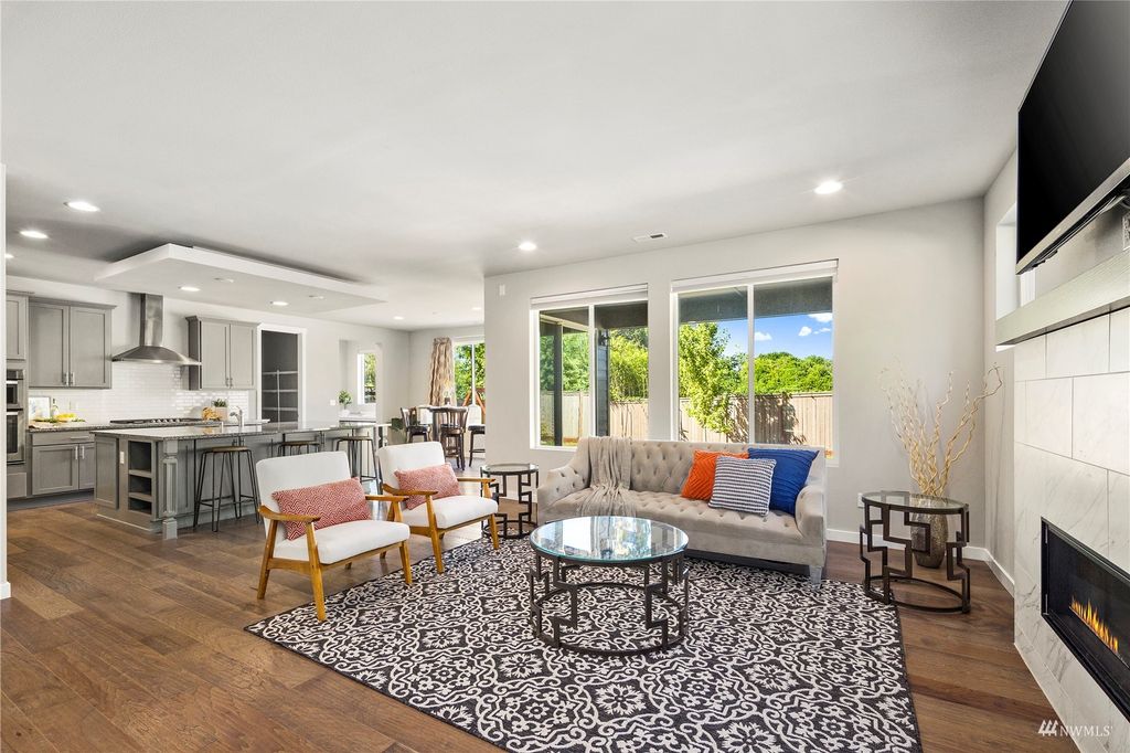 Photo of 19607 117th Place SE, Kent, WA 98031 (MLS # 1985211)