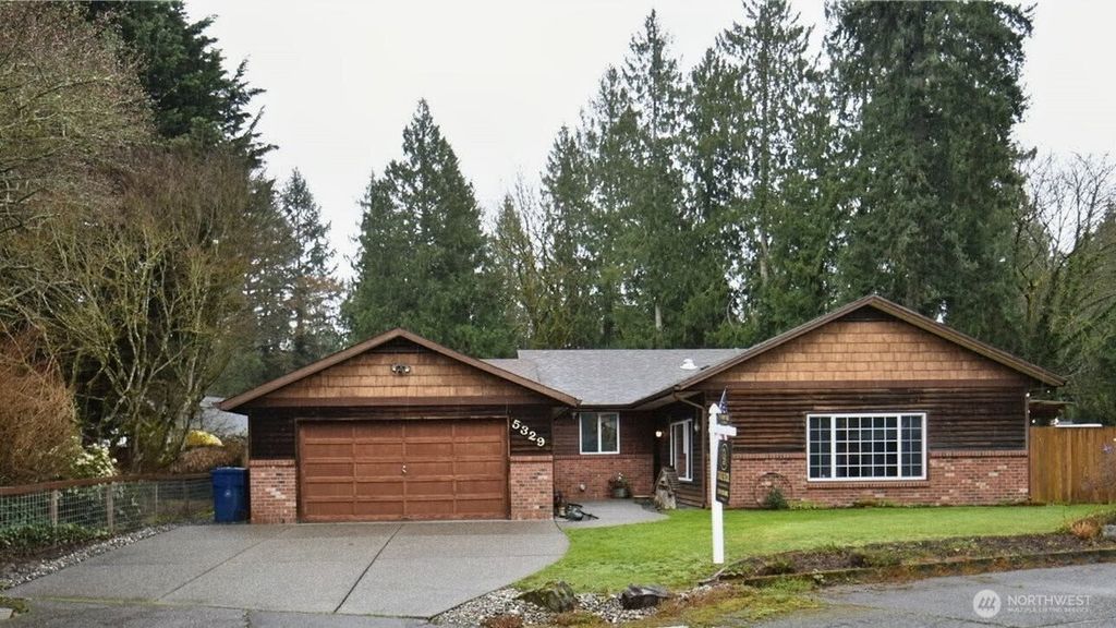 Photo of 5329 133rd Place NE, Marysville, WA 98271 (MLS # 2487001)