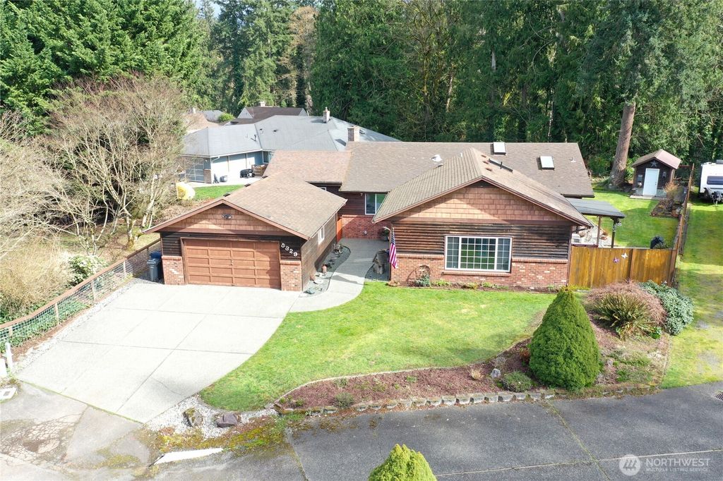 Photo of 5329 133rd Place NE, Marysville, WA 98271 (MLS # 2487001)