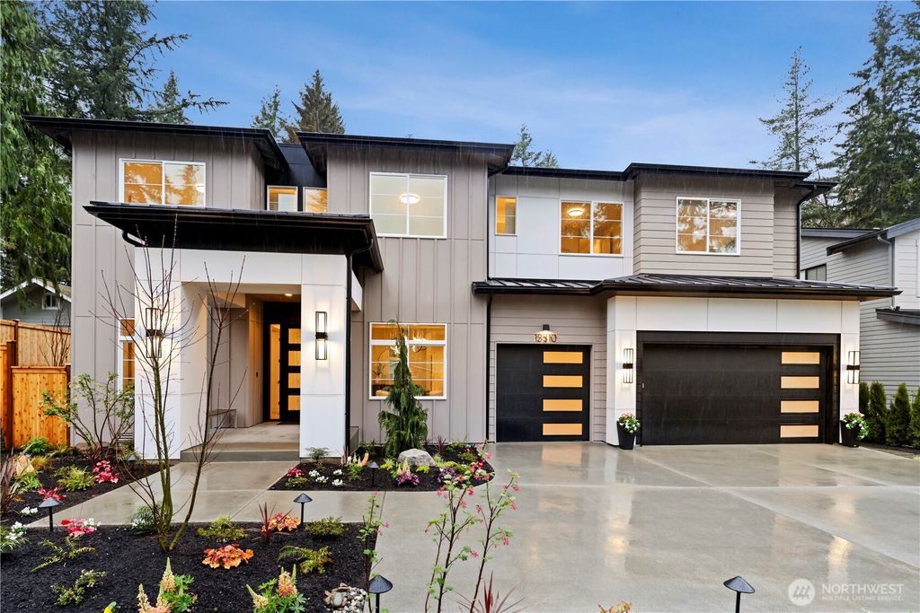 Photo of 13310 NE 112th Place, Redmond, WA 98052 (MLS # 2509664)