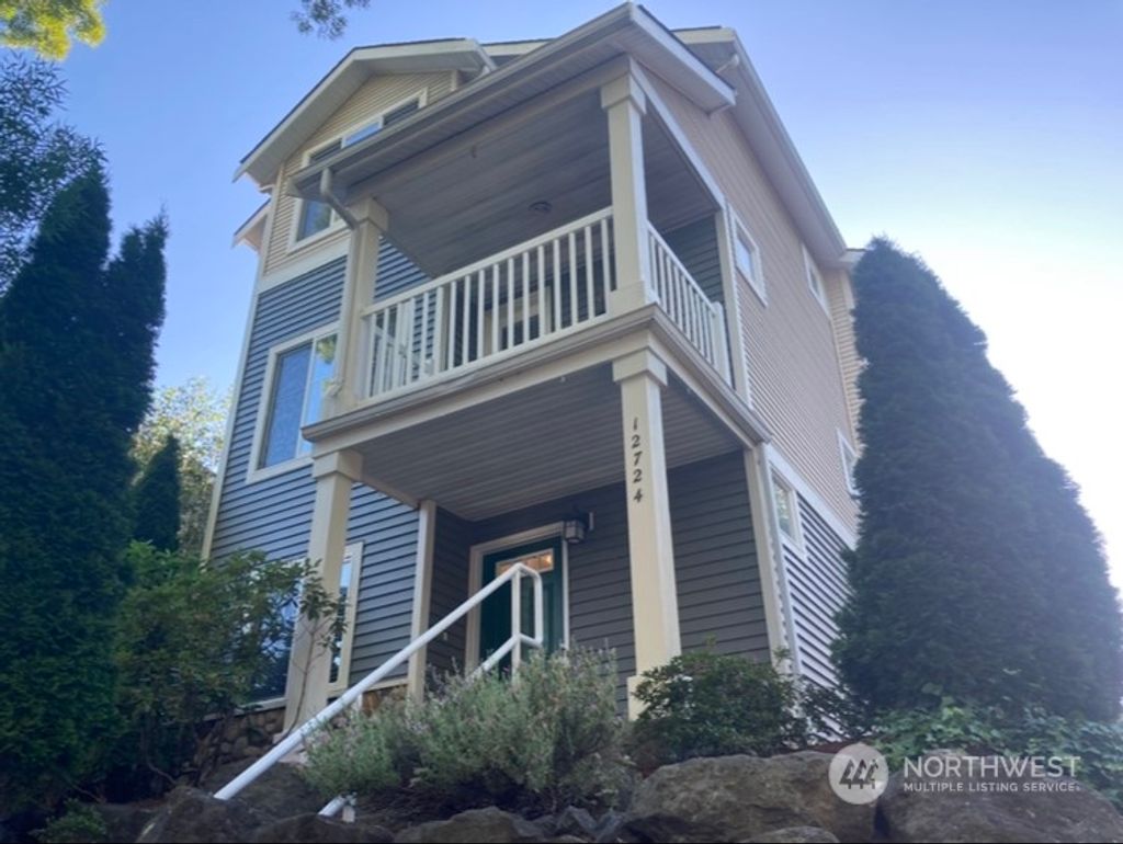 Photo of 12724 35th Avenue NE, Seattle, WA 98125 (MLS # 2257881)