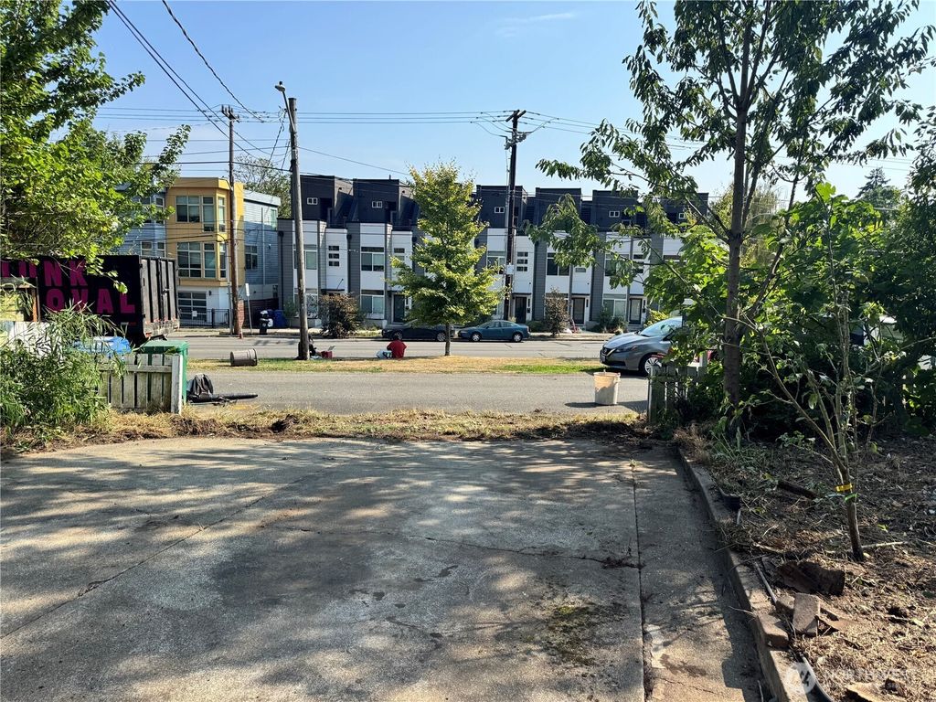 Photo of 9321 Renton Avenue S, Seattle, WA 98118 (MLS # 2430718)