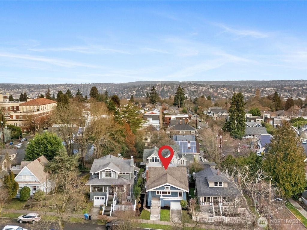 Photo of 166 Newton Street, Seattle, WA 98109 (MLS # 2477031)