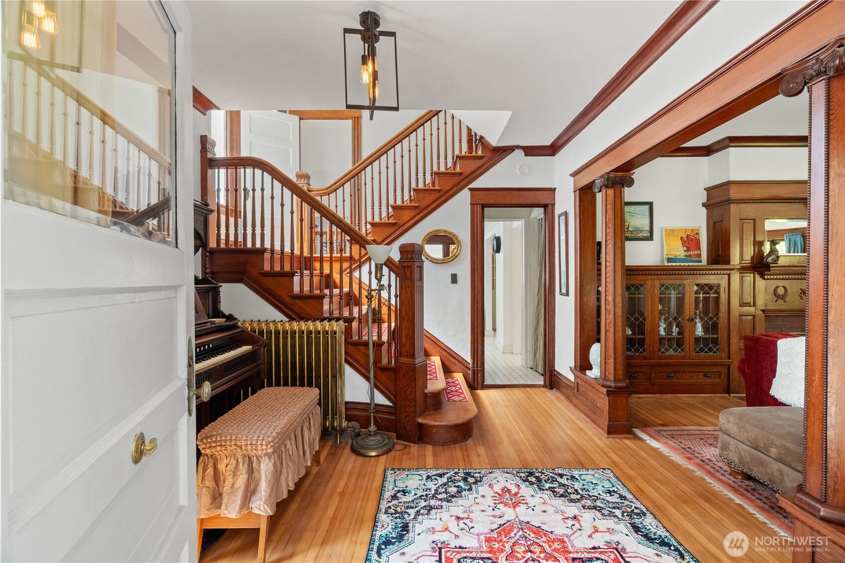 120 E 4th Street