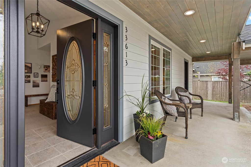 Photo of 33613 SE 44TH Place Pl, Fall City, WA 98024 (MLS # 2227403)