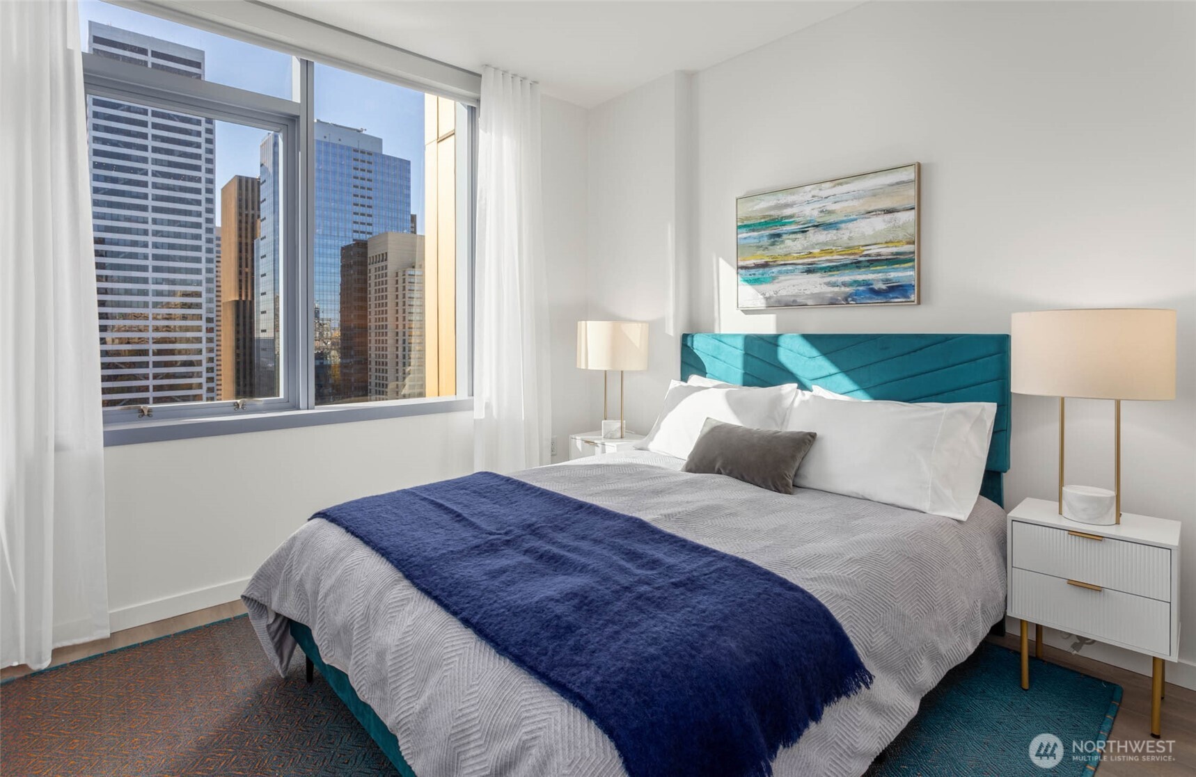 800 Columbia Street 2201