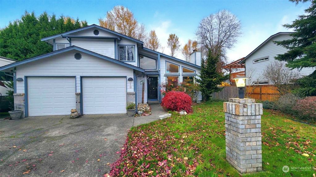 Photo of 118 6th Avenue SW, Pacific, WA 98047 (MLS # 2310388)