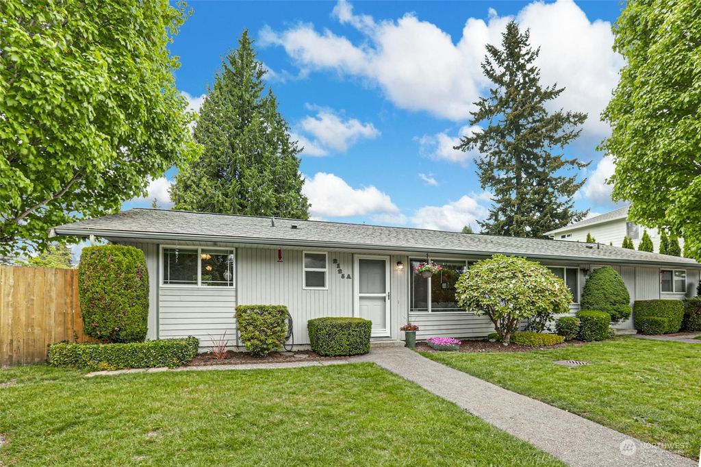 Photo of 2125 107th Street SE #A, Everett, WA 98208 (MLS # 2236026)