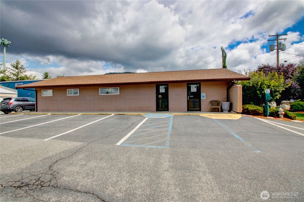 Photo of 1105 Dale Lane, Mount Vernon, WA 98274 (MLS # 2577289)