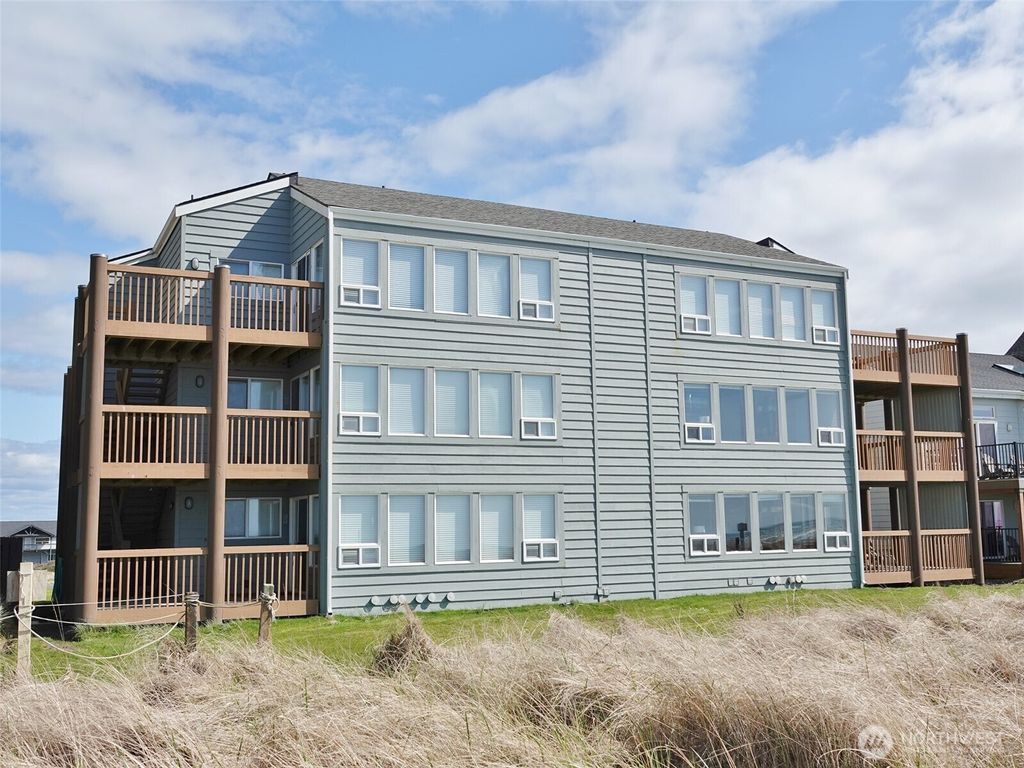 Photo of 1407 Ocean Shores Boulevard SW #1N-H, Ocean Shores, WA 98569 (MLS # 2492191)