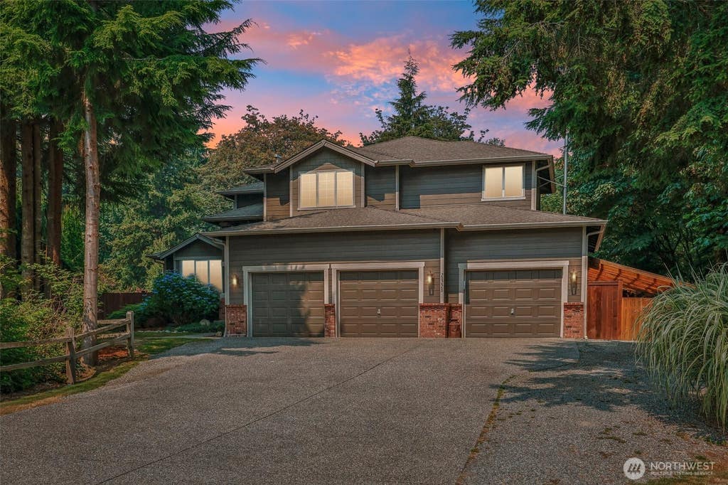 Photo of 20225 109th Street SE, Snohomish, WA 98290 (MLS # 2565695)