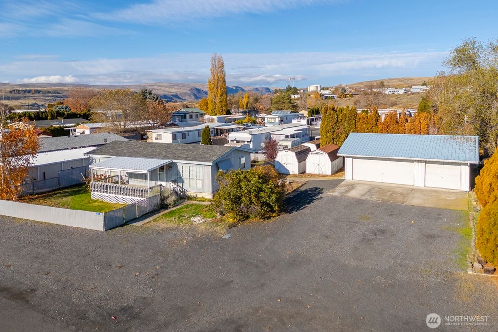 Photo of 726 E Main Ave Ave #24/25, Soap Lake, WA 98851 (MLS # 2457940)