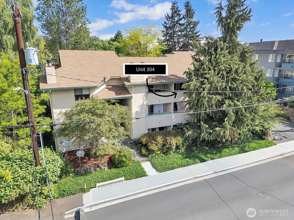 Photo of 3024 NE 143rd Street #304, Seattle, WA 98125 (MLS # 2375982)