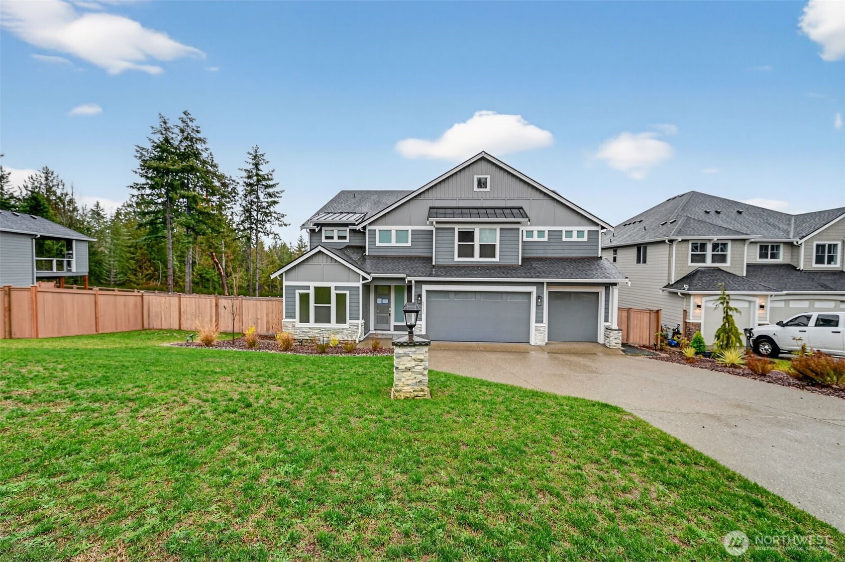 5550 NW Bonfire Court