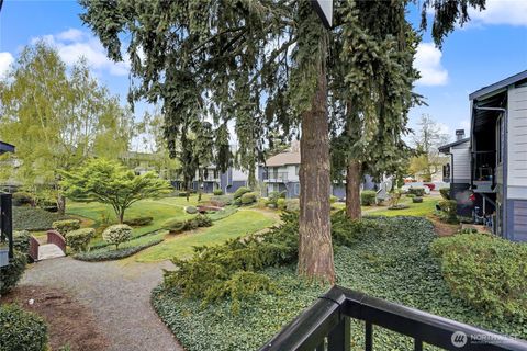 Photo of 11424 SE 257th Park #D202, Kent, WA 98030 (MLS # 2500209)