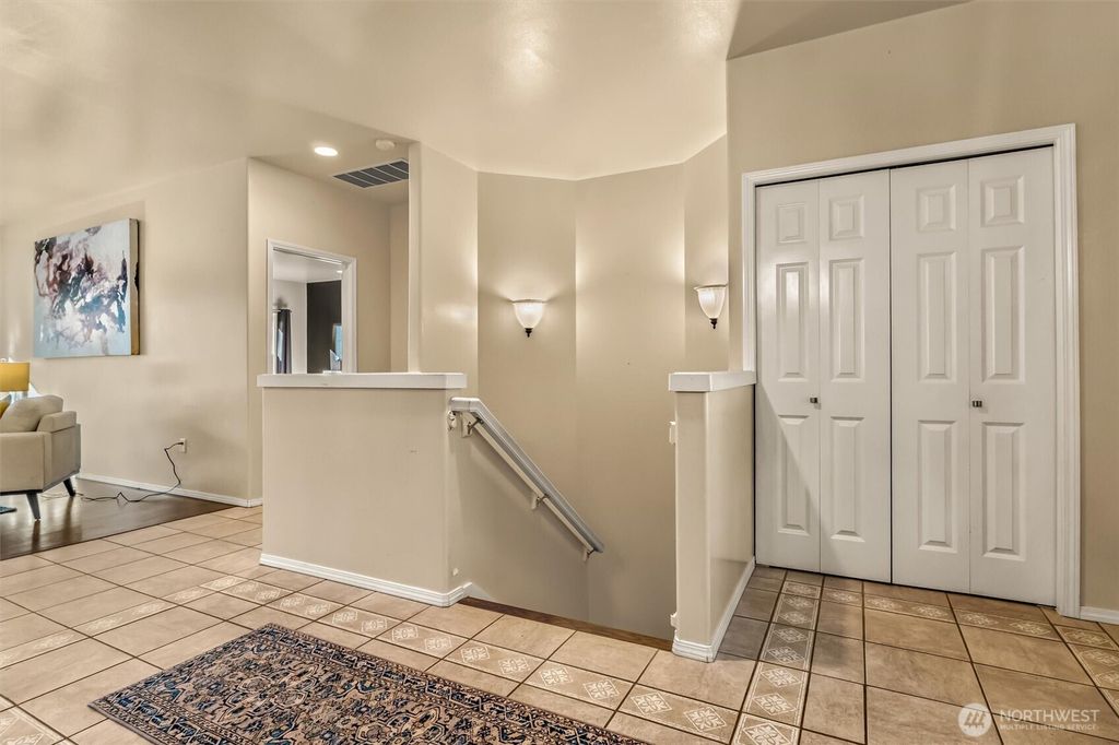 Photo of 13718 58th Street SE, Snohomish, WA 98290 (MLS # 2469011)