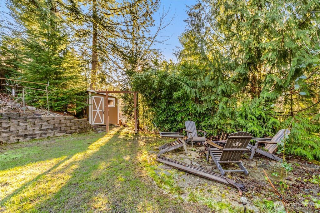 Photo of 13718 58th Street SE, Snohomish, WA 98290 (MLS # 2469011)