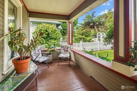 A home in Everett