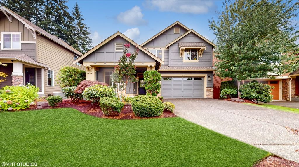 Photo of 13101 NE 84th Street, Kirkland, WA 98033 (MLS # 2280298)
