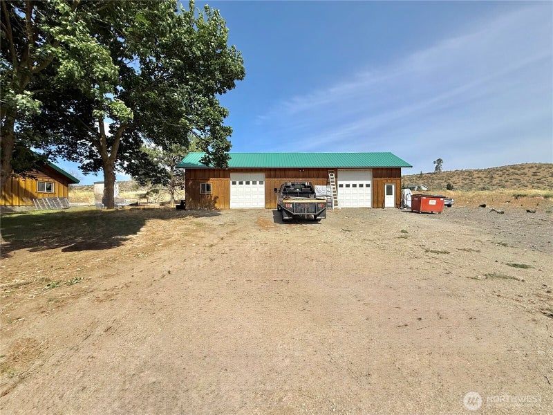1879 Old Hwy 97