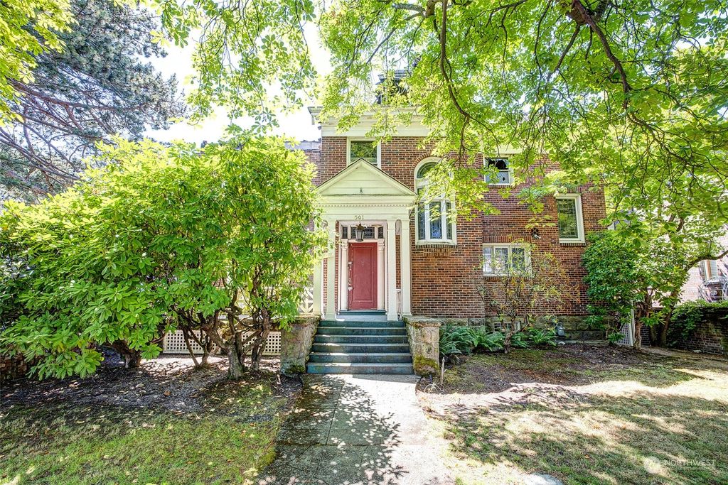Photo of 501 W Highland Drive, Seattle, WA 98119 (MLS # 2137880)