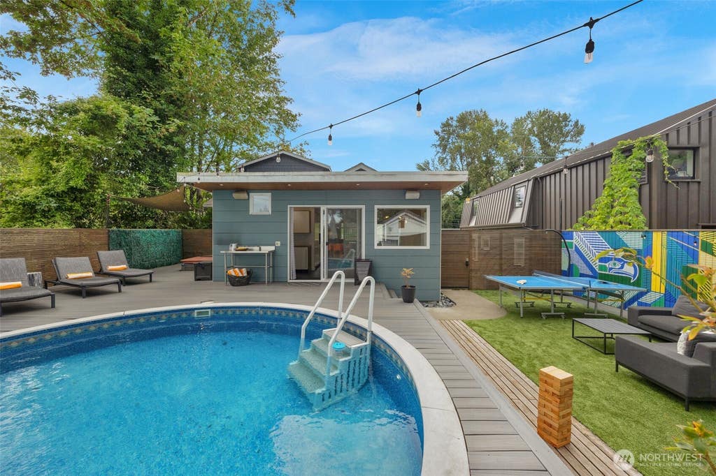 Photo of 3112 S Hudson Street, Seattle, WA 98108 (MLS # 2559895)