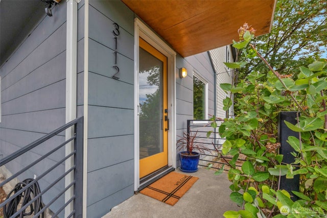 3112 S Hudson Street, Seattle