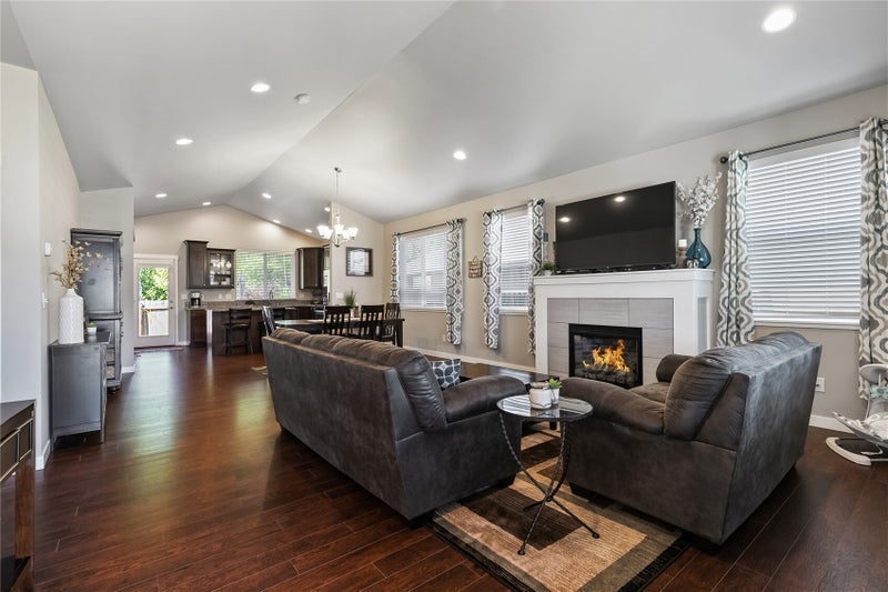 2568 Sievers Way