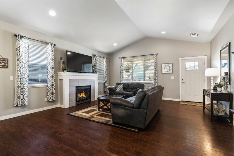 2568 Sievers Way
