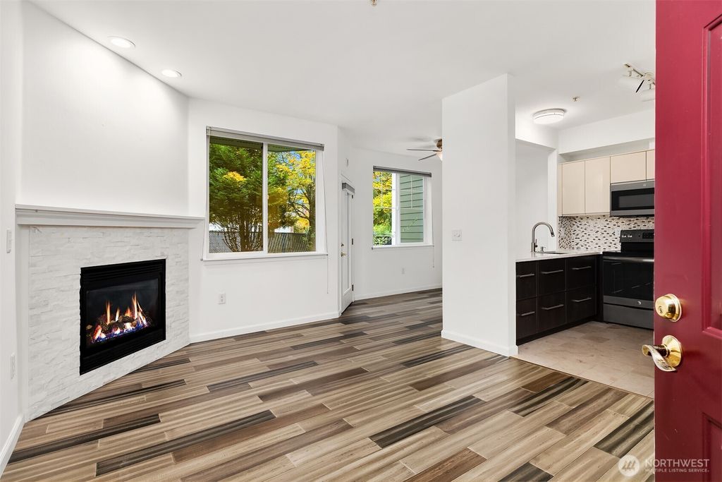 Photo of 13000 Admiralty Way #L104, Everett, WA 98204 (MLS # 2453125)