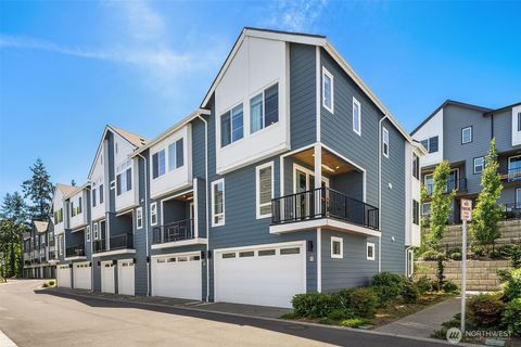 Photo of 18829 67th Drive NE #1, Kenmore, WA 98028 (MLS # 2522831)