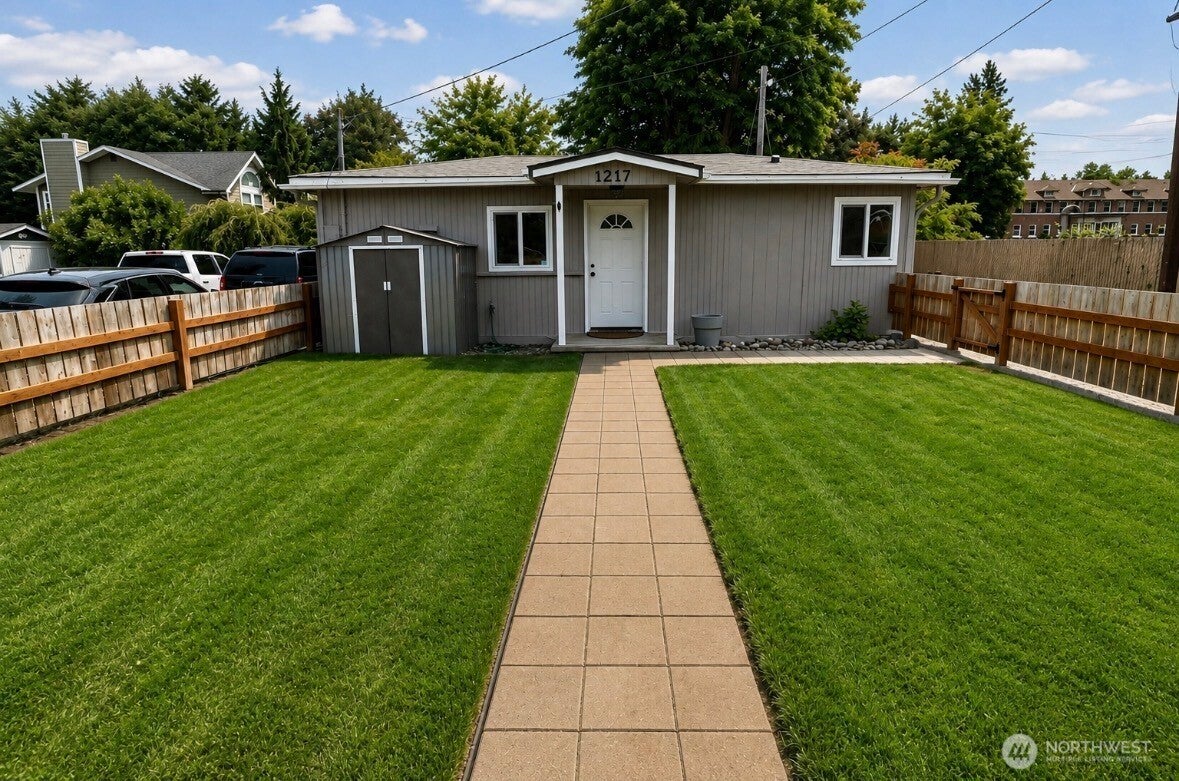 1217 Orting Kapowsin Highway E