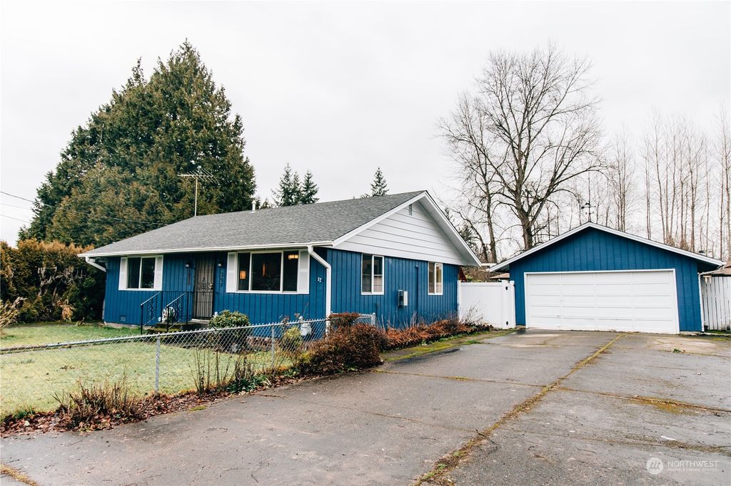 Photo of 307 Chicago Blvd Blvd S, Pacific, WA 98047 (MLS # 2190437)