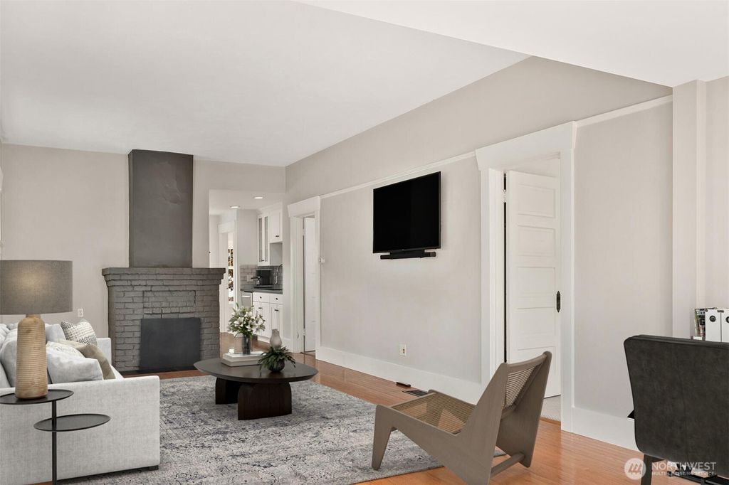 Photo of 4321 SW Beveridge Place, Seattle, WA 98136 (MLS # 2426022)
