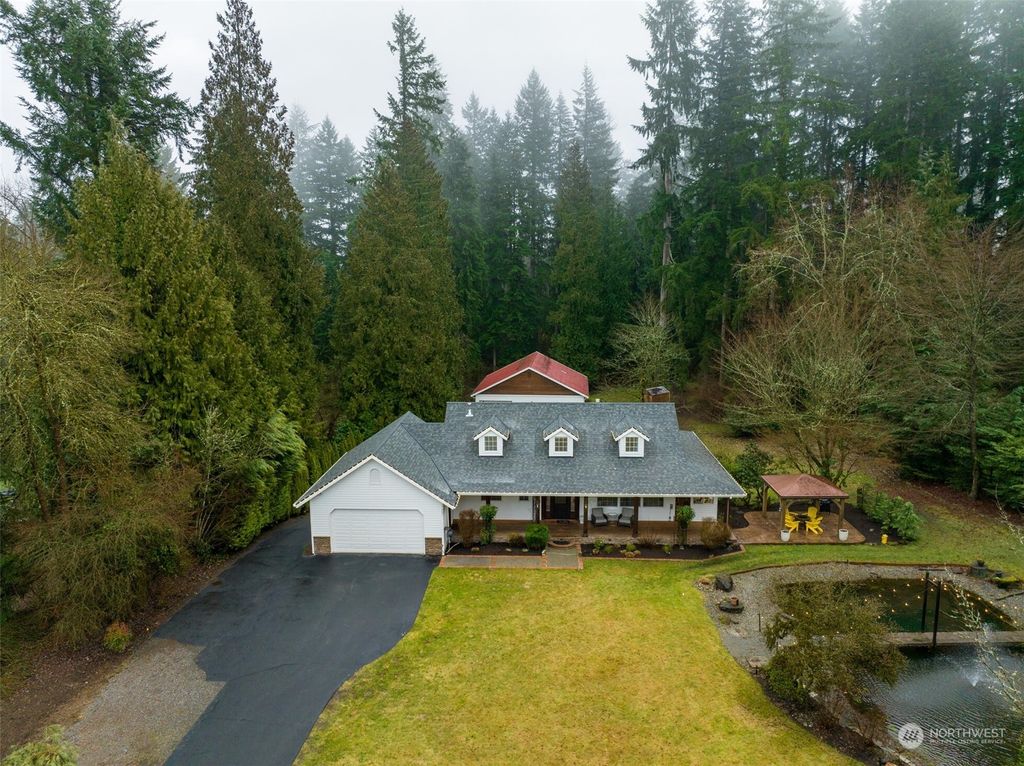 Photo of 17307 97th Drive SE, Snohomish, WA 98296 (MLS # 2028782)