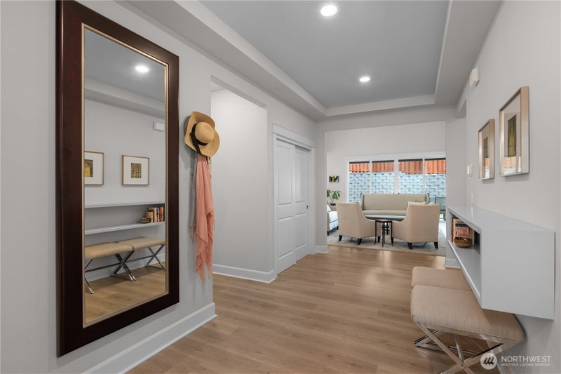 2905 Arrowroot Loop SE