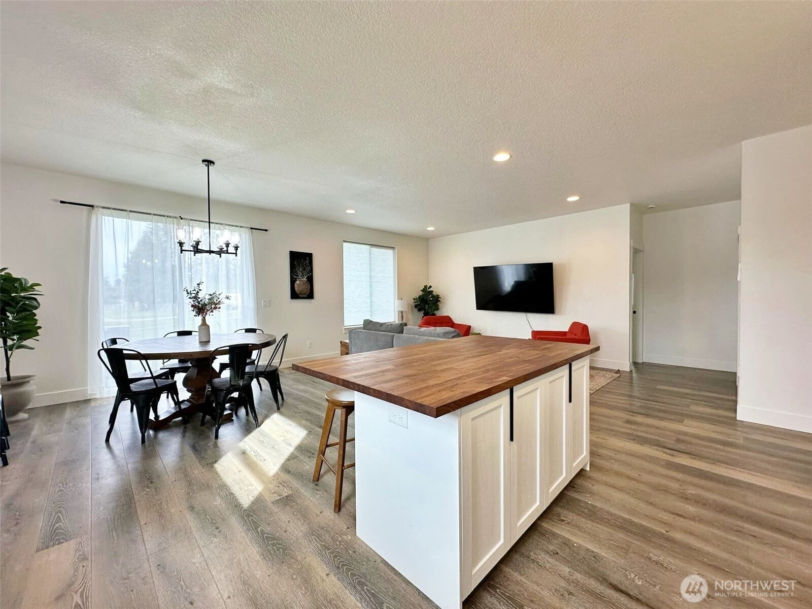 238 Sunset Drive