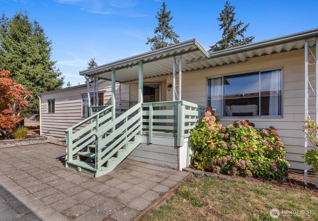 Photo of 620 112th St. ST #381, Everett, WA 98208 (MLS # 2580507)