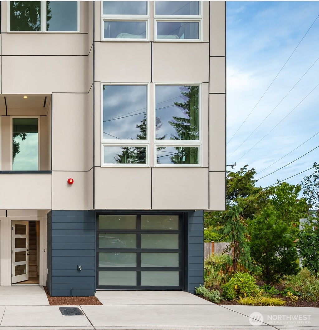 Photo of 12225 Roseberg Avenue S #1, Seattle, WA 98168 (MLS # 2587521)