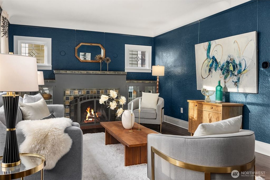 Photo of 826 34th Avenue, Seattle, WA 98122 (MLS # 2362175)